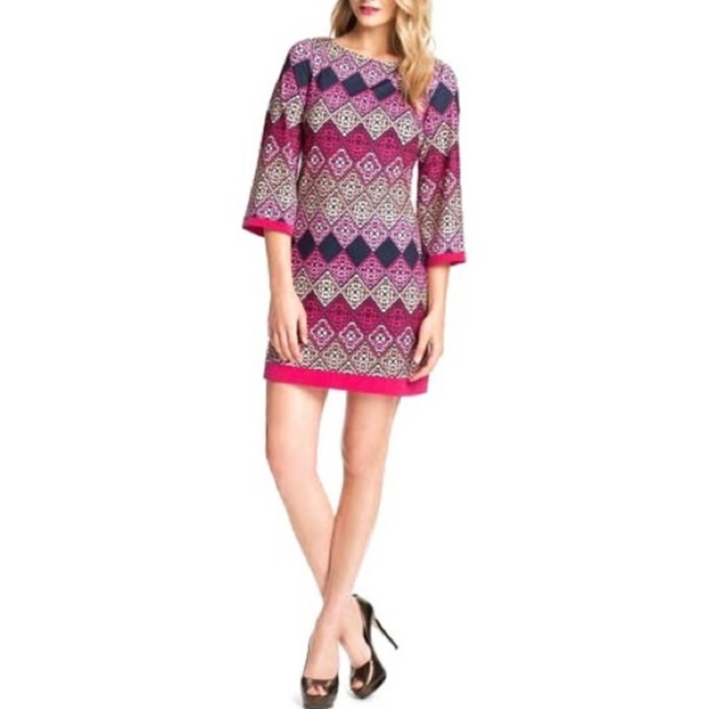 Eliza J stretch jersey dress in diamond pattern. Sz. 14. Bold pink & navy